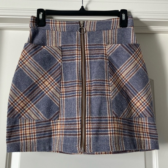 Plaid Blue and Tan Zipper Front Skirt - Picture 1 of 5